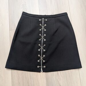 Goth, Grunge, Emo Lace-Up Metal Chain Zip Mini Skirt Size 4 Small
